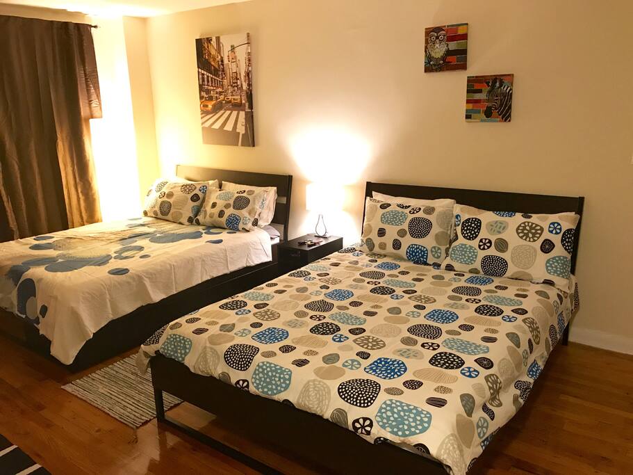 The following pictures are 2 beds only taken at different angles :)
