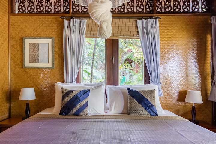 Schlafzimmer 1