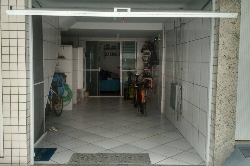GARAGEM