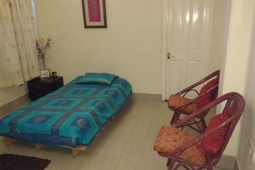 A view of the room.. simply done up