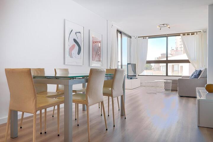 Entire home with 2 bedrooms in Palma De Mallorca - Apartamento Cala Major. Palma