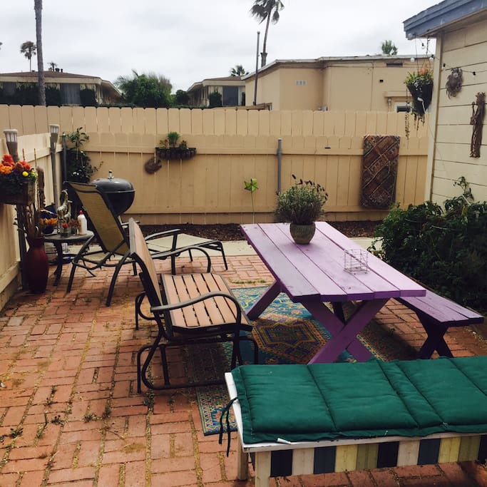 Backyard with little garden, great for bbqs or just relaxing in the evening.