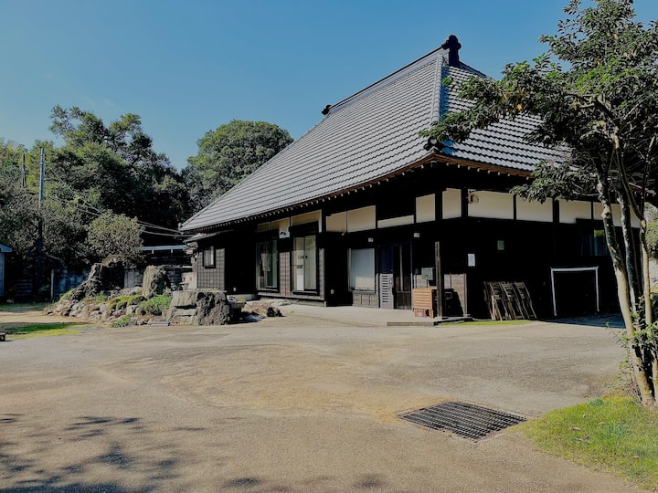 [NEW OPEN] 1 group per day only! BBQ under the eaves even in the rain | Japanese and Western fusion…