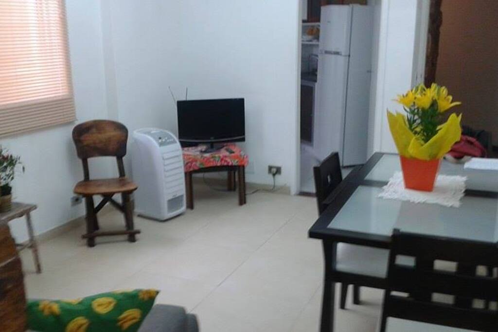 Tv a cabo, wi-fi e climatização.