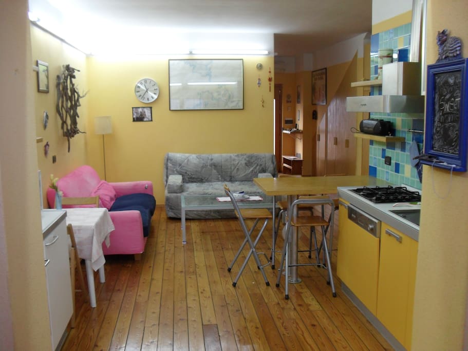 En plain living room