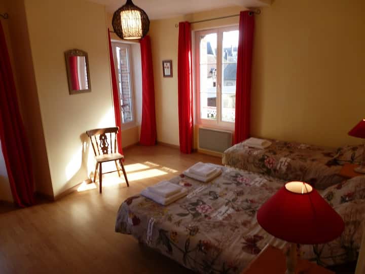 საძინებელი 1