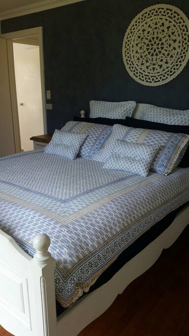 Master Bedroom with Queen bed and double built in robe