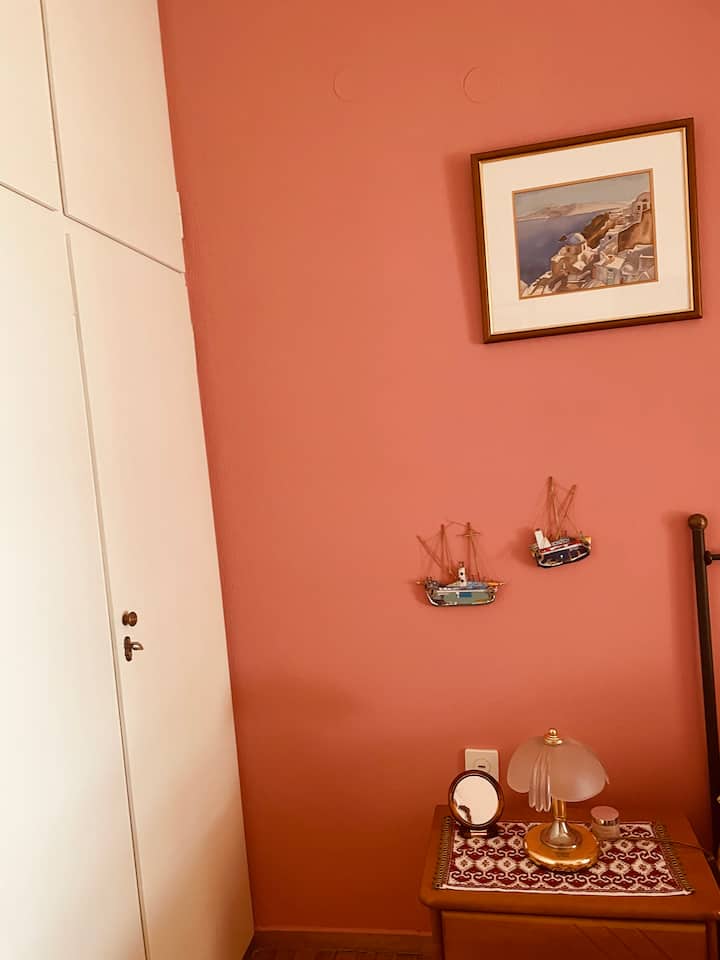 Maelezo ya Chumba cha Kulala