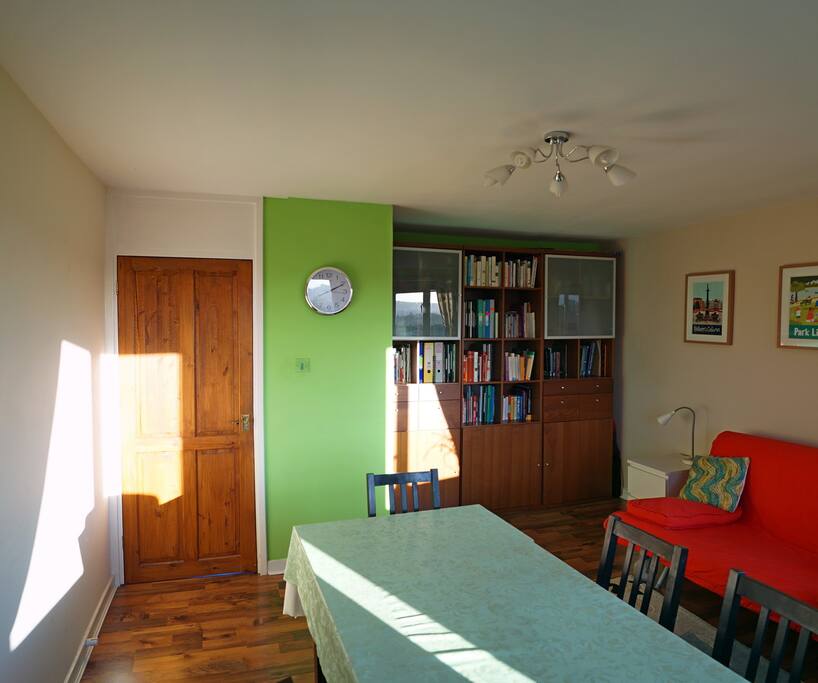 sitting room - other view