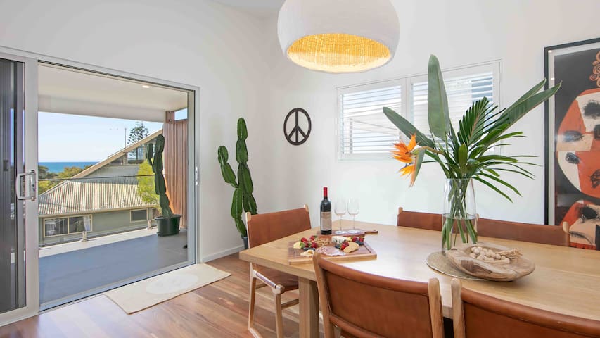 Frankie’s Paradise, nestled in Angourie.