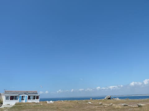 Top performing Airbnb: Delightful house facing the sea in St Guénolé Penmarc'h in Penmarch