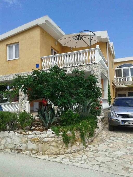 Kuća s apartmanom