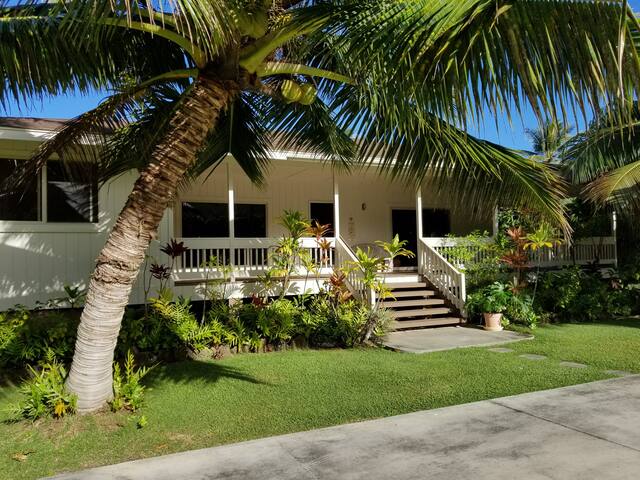 Hauula Ohana House – Paradise on a one acre estate