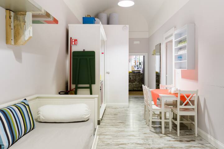 The Bellini Beauty: entire boutique hotel, 6 rooms gallery image 4