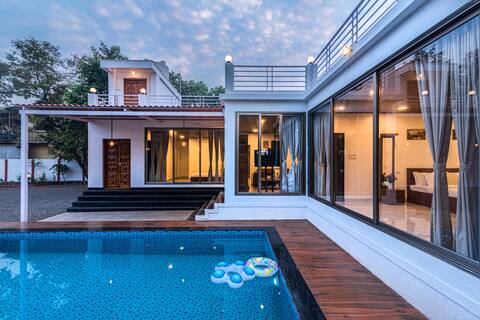 Casa Belleza, Luxury 4BHK villa in Kihim, Alibag