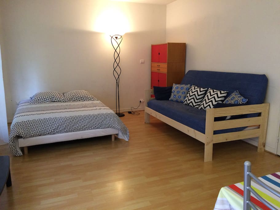 1 lit double et 1 vrai lit simple de 90