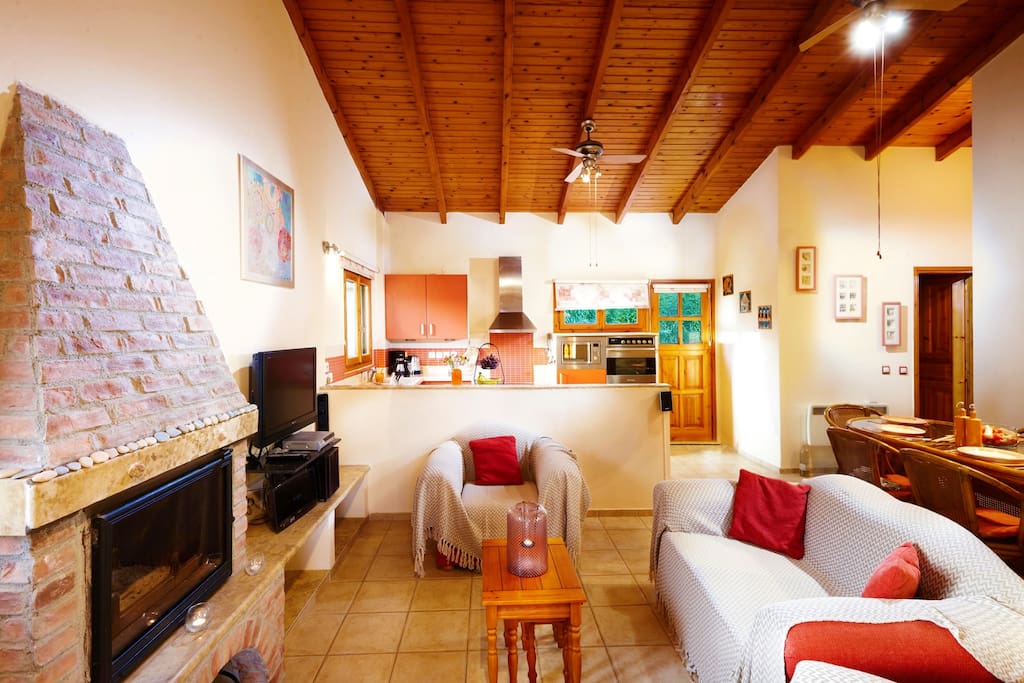 Open-plan lounge