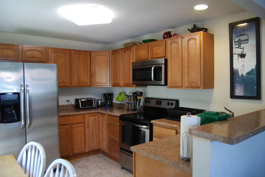 Fully stocked kitchen