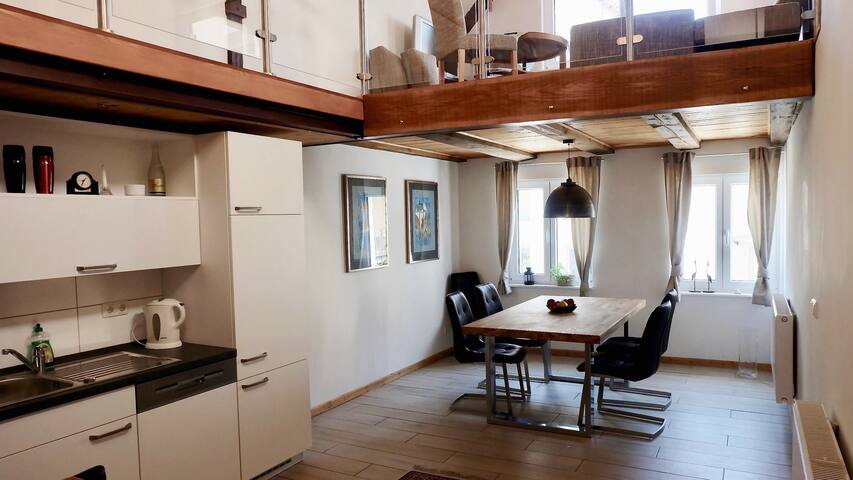 Guesthouse on the harbor 2 levels with gallery (55 sqm)