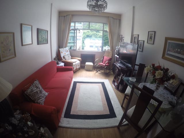 APARTAMENTO INTEIRO PARA O RÉVEILLON!