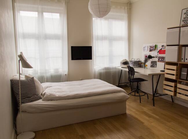 150 m2 cityflat in latin-quarter gallery image 4