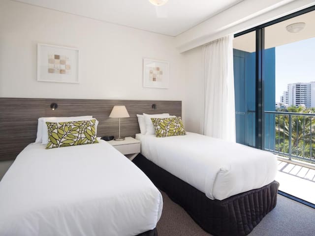 2 Bed Apartment perfect for Coastal Escape gallery image 2