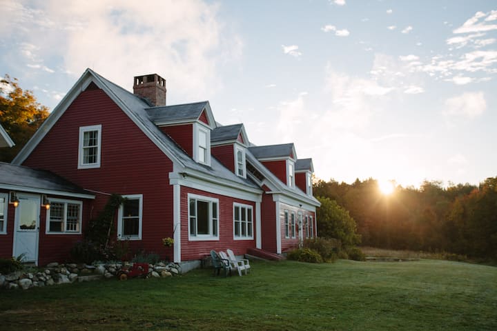 Farmhouse 6br 4b Galusha Hill Farm Stays For In Topsham Vermont United States Farmhouse 6br 4b Galusha Hill Farm, East Hill Farm Vermont