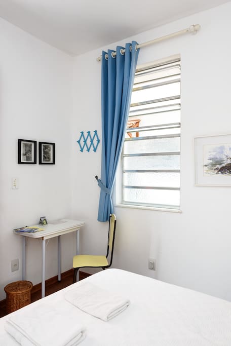 Cozy and quiet room with air conditioning.