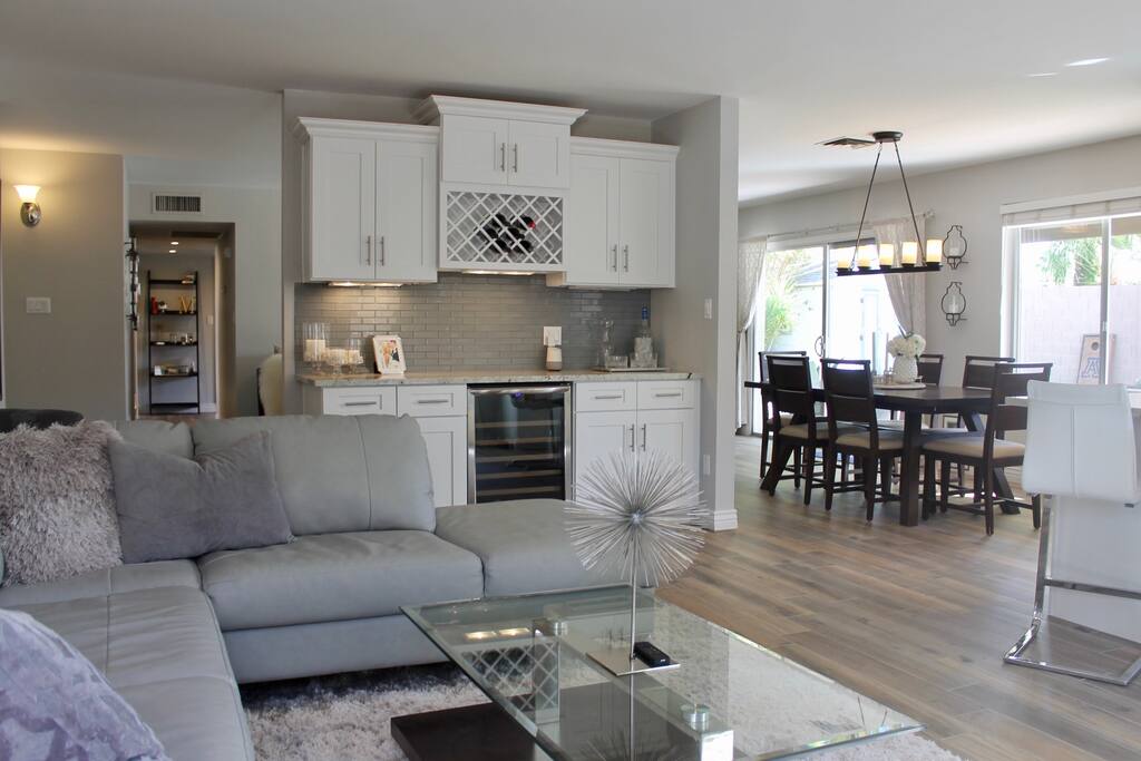 Kitchen/Family Room