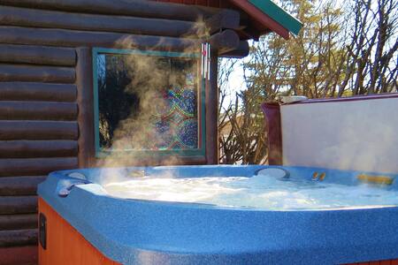 Live in the heart of Anchorage at the Downtown Den