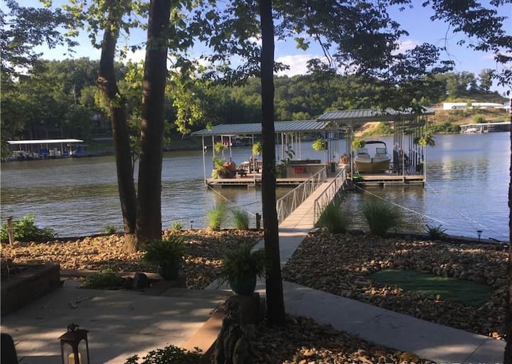 Ozark Oasis Lake home with entertaining dock Houses for Rent in Camdenton, Missouri, United