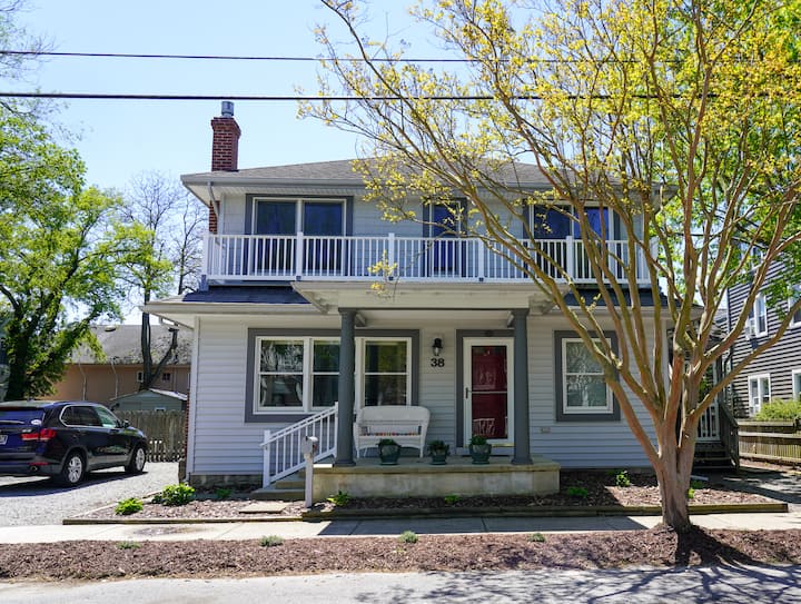 Downtown Rehoboth Longterm Off-season House - Dewey Beach, DE