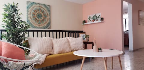 Family apartment, with an excellent location.