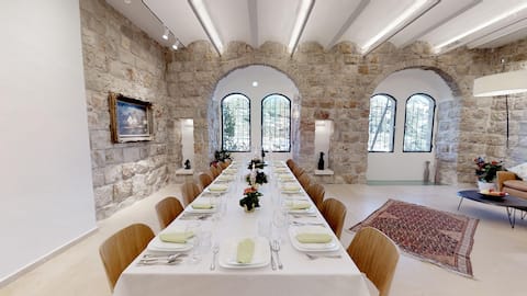 Luxurious Villa in Yemin Moshe