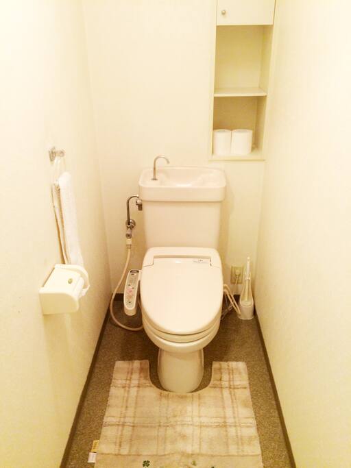 Clean restroom