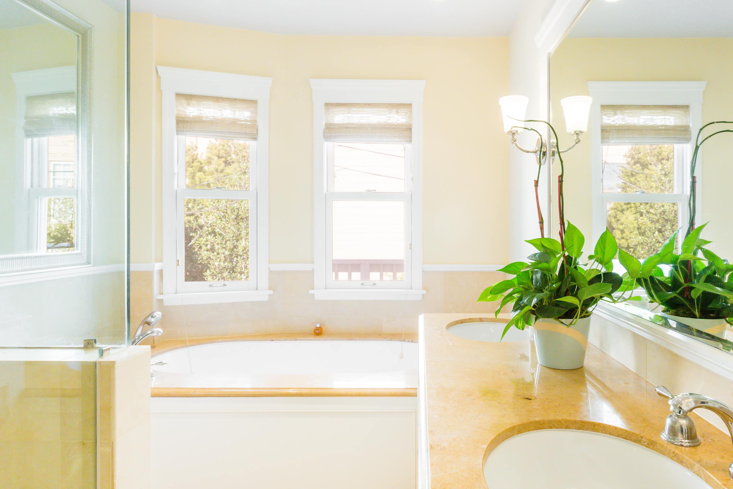 Home in San Francisco · ★4.97 · 7 bedrooms · 6 beds · 4 baths - Image 42