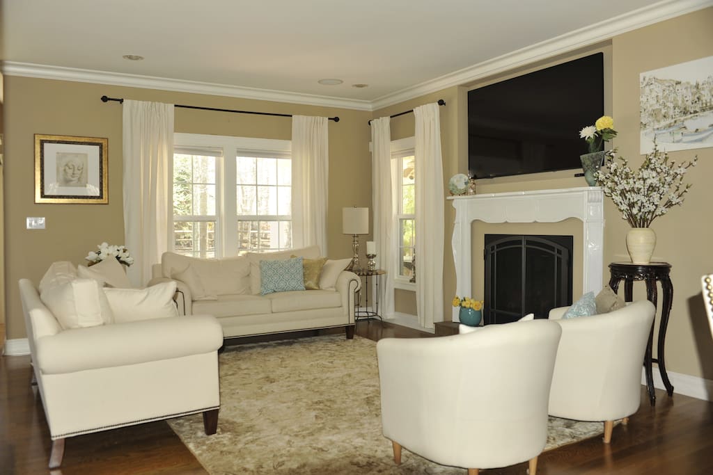 Living Room with gas fireplace