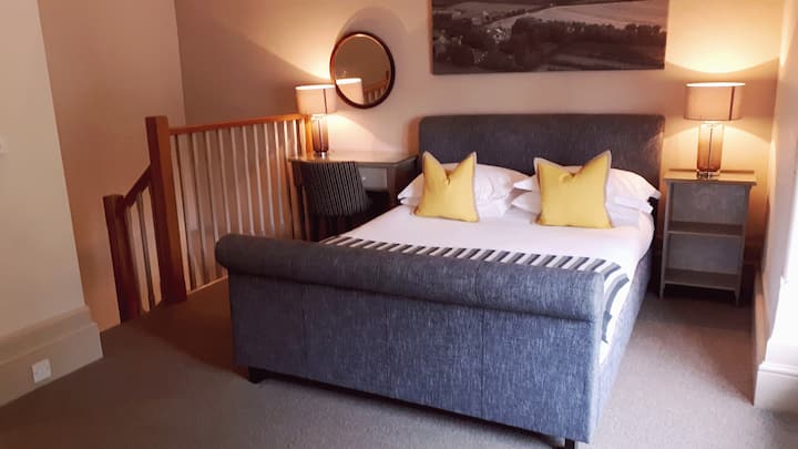 Bulmer Apartment - One Bedroom Duplex @ The Priory - Hereford