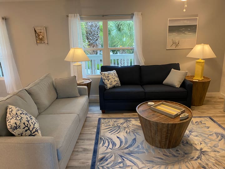 Key Condo Located On Manasota Key - Englewood, FL