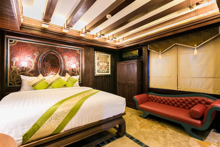 ⭐Traditional Lanna Villa 18br Sleep 36 W/breakfast - Chiang Mai