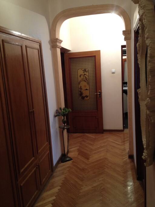 Hall 1