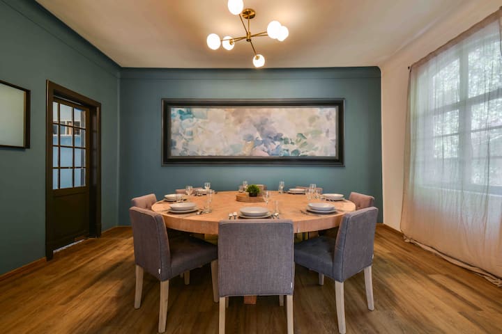 3 BR Urban Oasis in La Roma