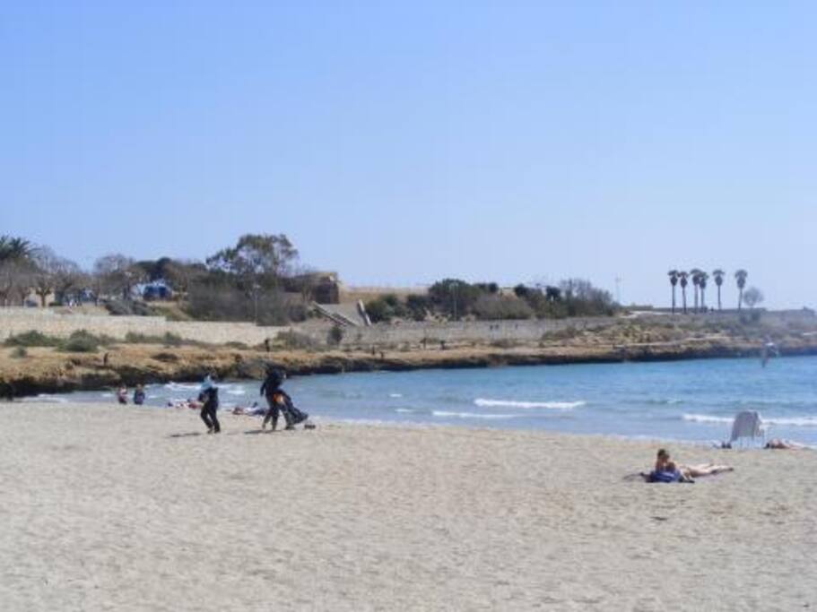 Cerca de playa el milagro