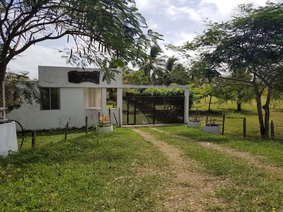 Entrada principal - La Julita
