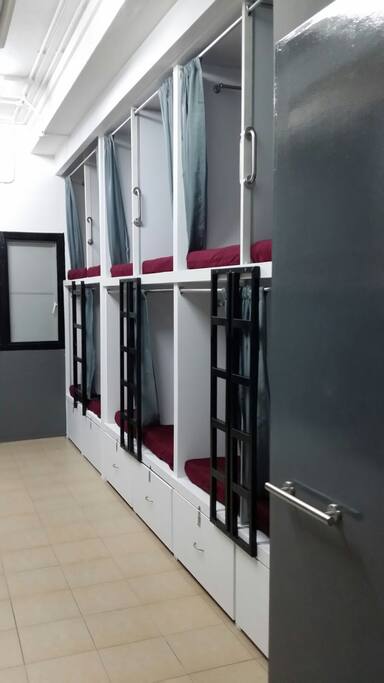 dorm capsules