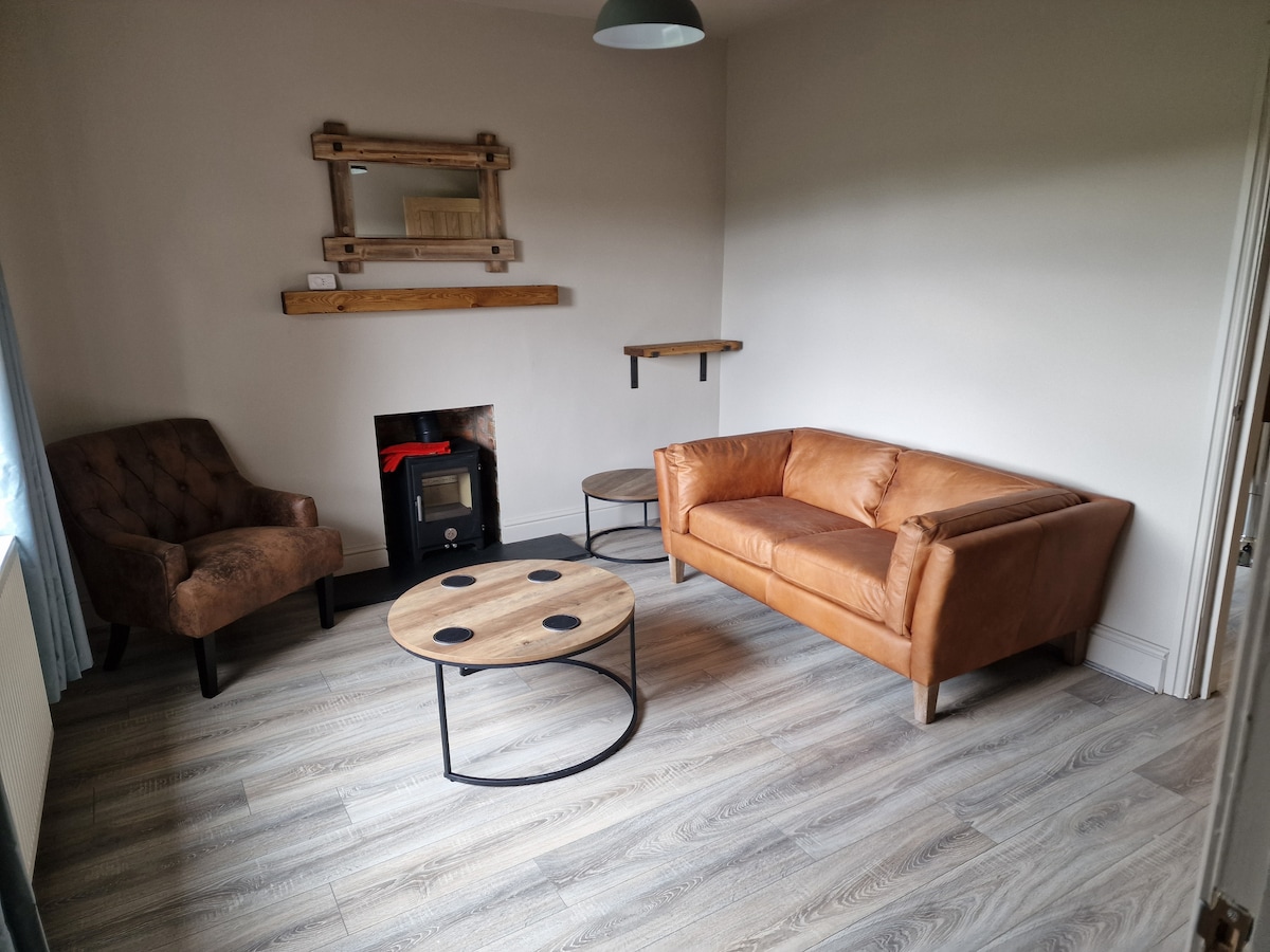 2 Bedroom Cottage at Oakmere — Cheshire holiday cottage photo 8