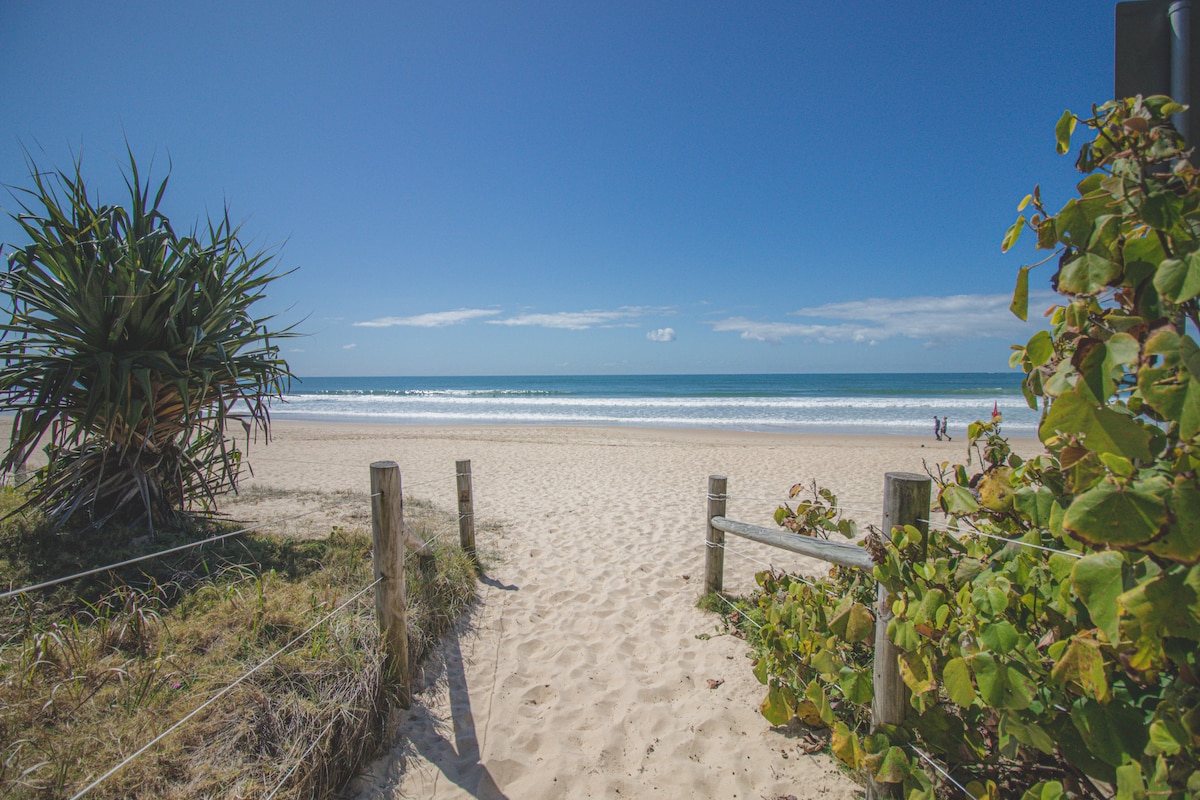 10 Best Beachfront Airbnb Vacation Rentals In Sunshine Coast, Australia ...