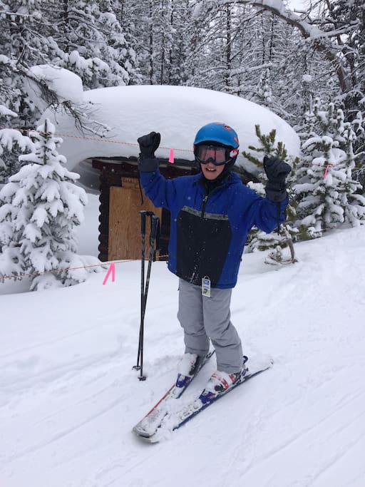 Ski-in/Golf-out