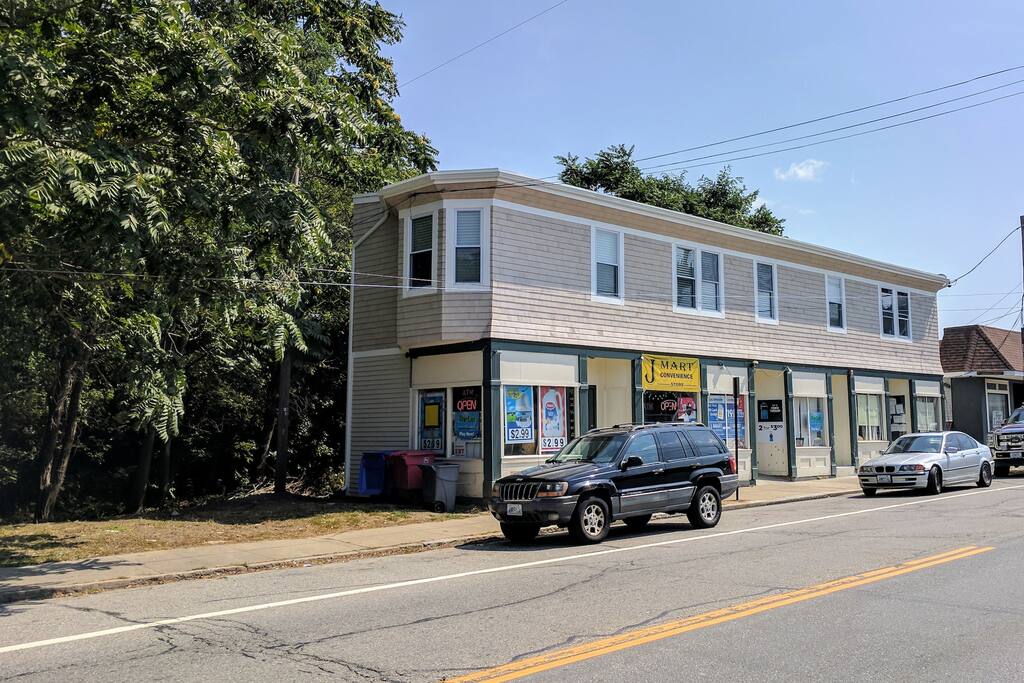 We're conveniently located in a small commercial district