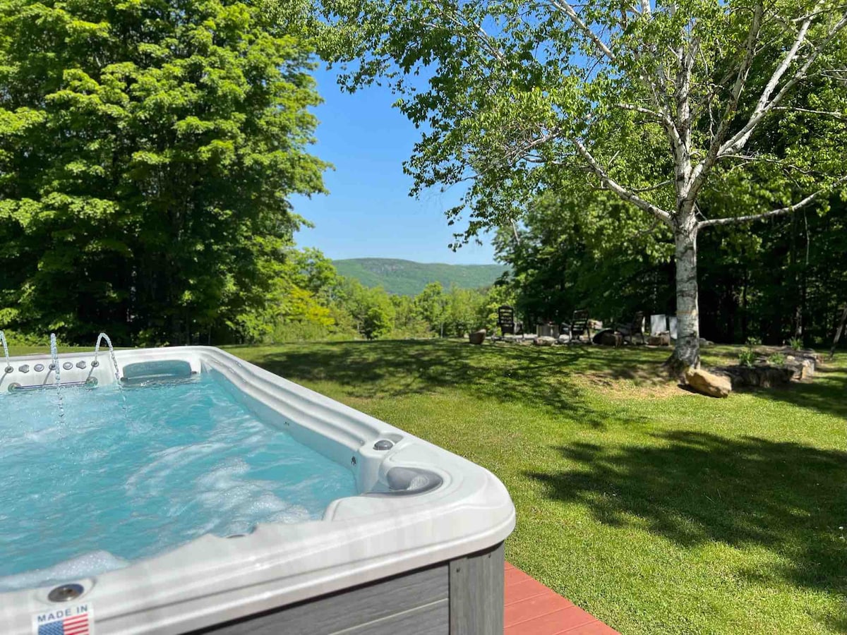 Great Sacandaga Lake Hot Tub Rentals - New York, United States | Airbnb